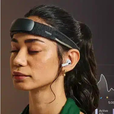 Girl wearing Muse Athena S Headband